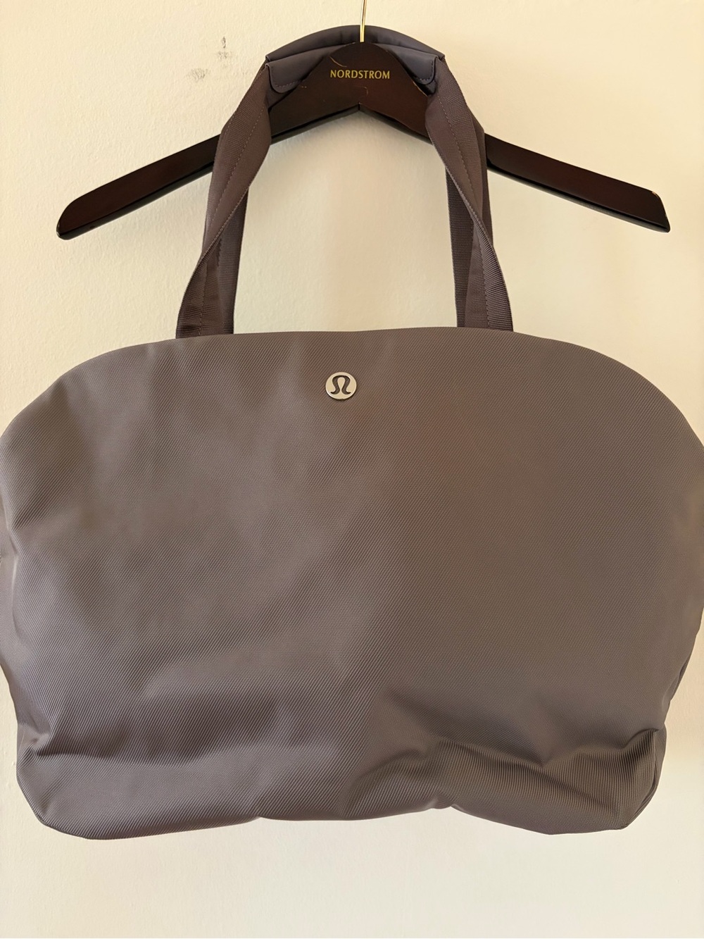 lululemon athletica Taupe Gray Weekend Tote